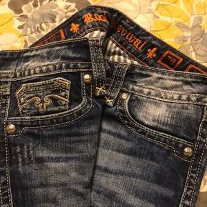 Rock revivals size 29